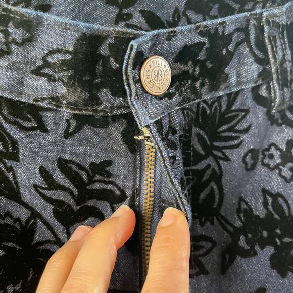 Bill Blass Women's Vintage Blue & Black Floral Print Flare Leg Jeans Size 12 - Picture 7 of 11
